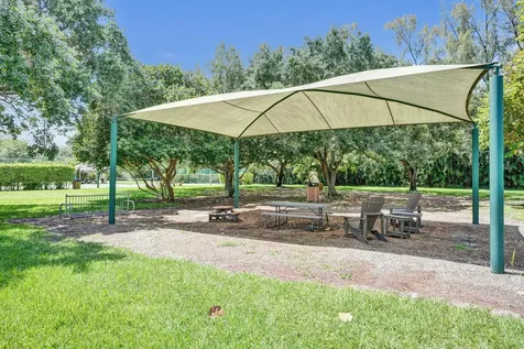 291 SW 75th Terrace Plantation FL 33317