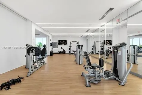 6310 NW 103rd Place Doral FL 33178