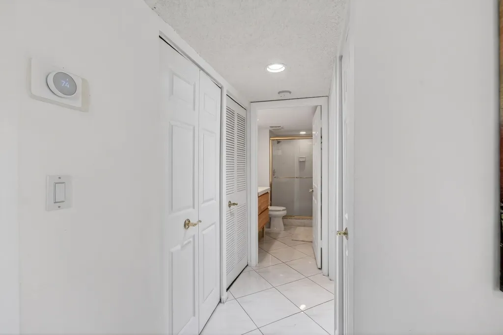 7485 Glendevon Lane Delray Beach FL 33446