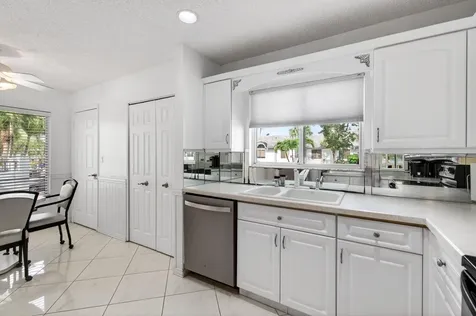 7485 Glendevon Lane Delray Beach FL 33446