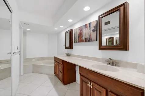 7485 Glendevon Lane Delray Beach FL 33446