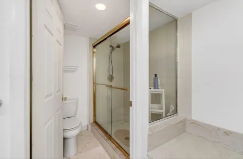 7485 Glendevon Lane Delray Beach FL 33446