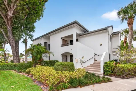7485 Glendevon Lane Delray Beach FL 33446