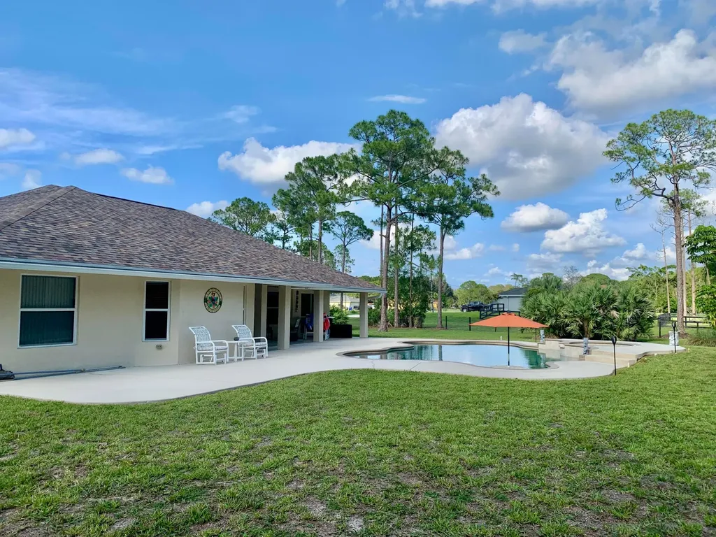 12920 N 75th Lane Lane N The Acreage FL 33412