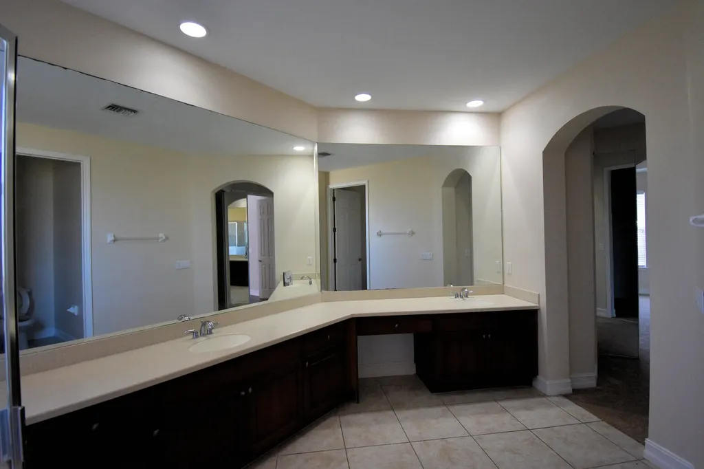 1249 NW 37th Avenue Cape Coral FL 33993