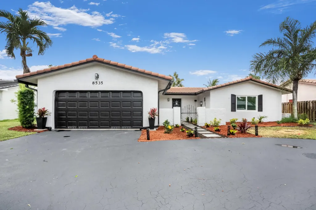 8535 NW 25th Place Coral Springs FL 33065