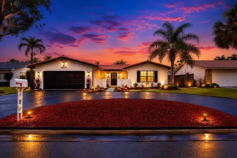 8535 NW 25th Place Coral Springs FL 33065