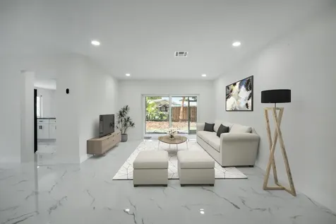 8535 NW 25th Place Coral Springs FL 33065