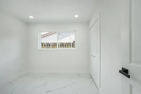 8535 NW 25th Place Coral Springs FL 33065