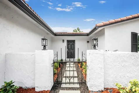 8535 NW 25th Place Coral Springs FL 33065