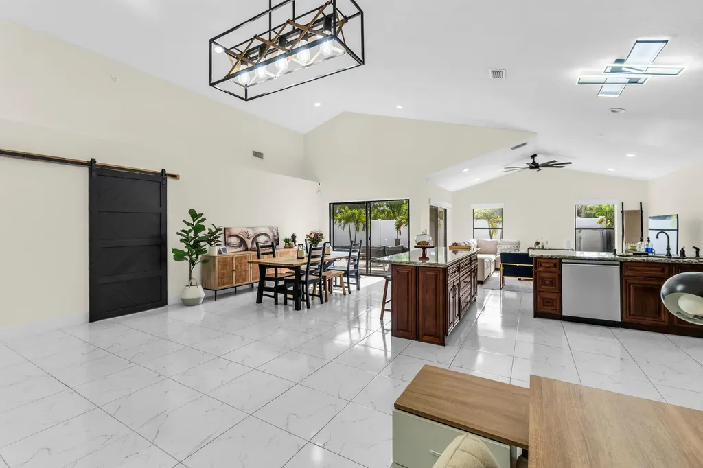 22625 Blue Fin Trail Boca Raton FL 33428
