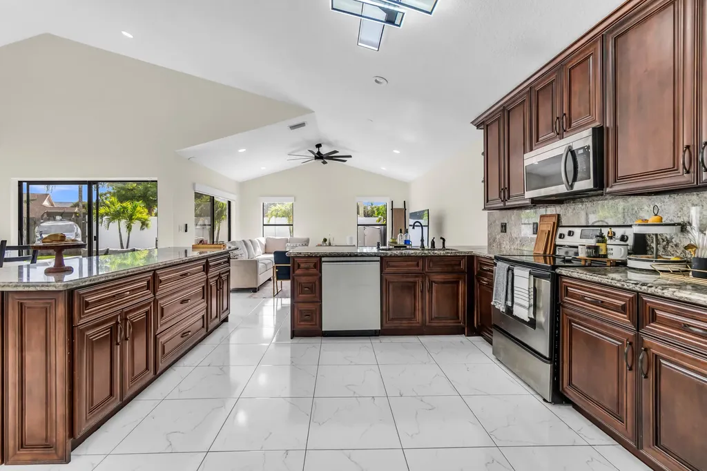 22625 Blue Fin Trail Boca Raton FL 33428