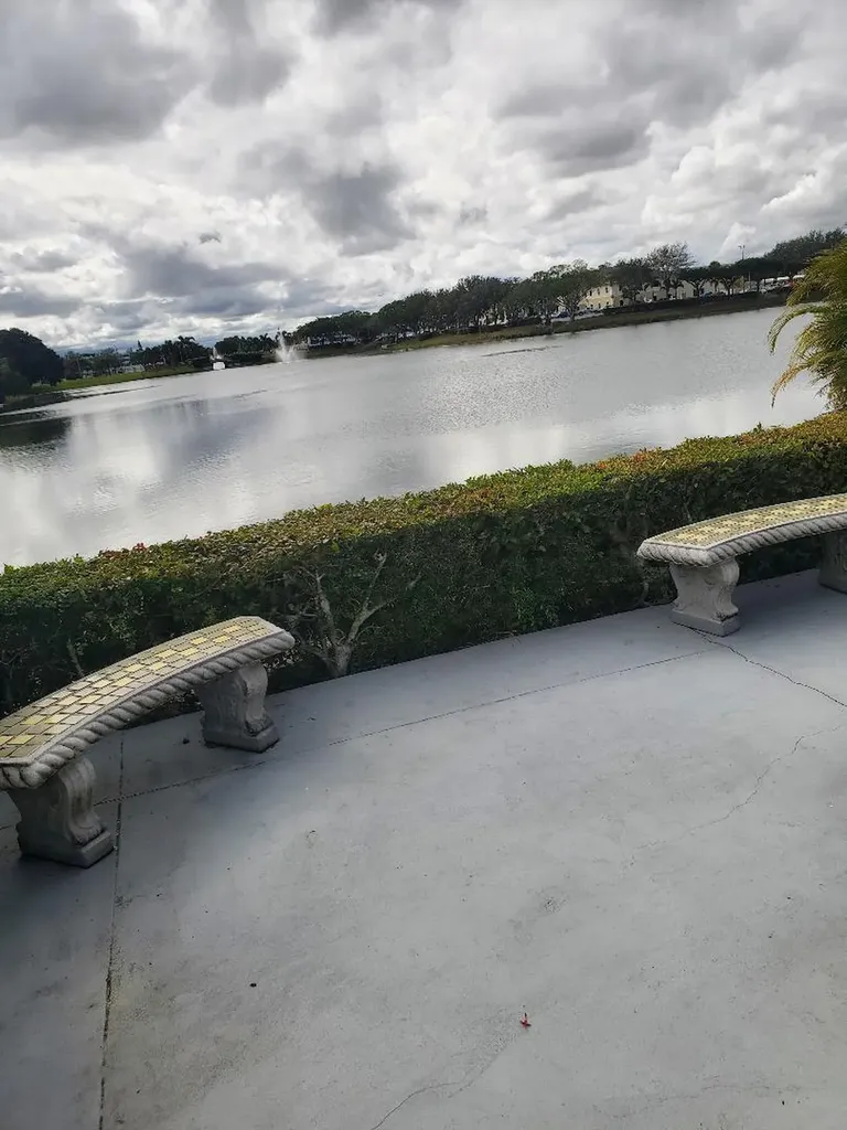 110 Stratford West Palm Beach FL 33417