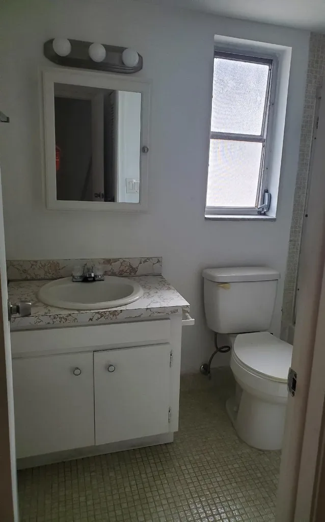 110 Stratford West Palm Beach FL 33417