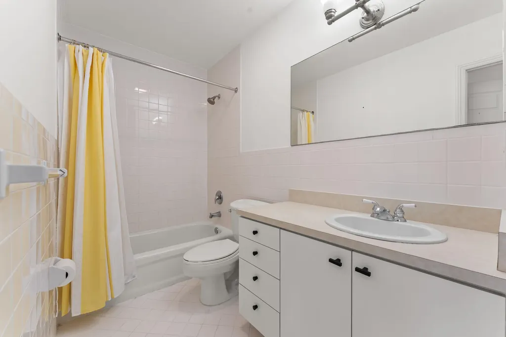 808 SW 7th Avenue Fort Lauderdale FL 33315