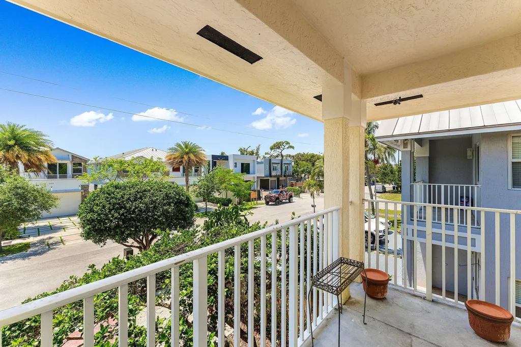 808 SW 7th Avenue Fort Lauderdale FL 33315