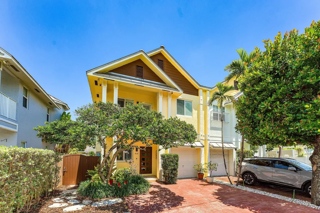 808 SW 7th Avenue Fort Lauderdale FL 33315