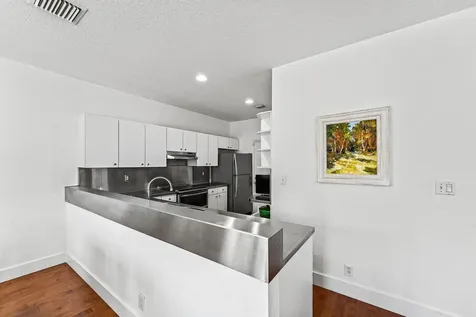 808 SW 7th Avenue Fort Lauderdale FL 33315