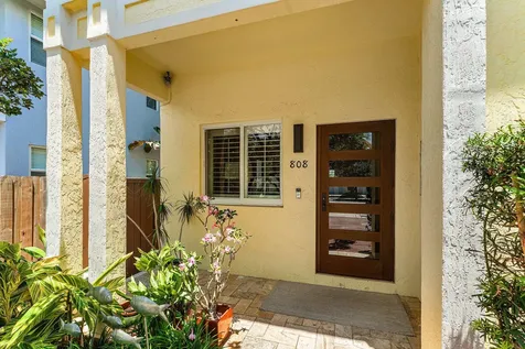 808 SW 7th Avenue Fort Lauderdale FL 33315