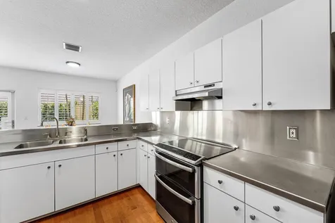 808 SW 7th Avenue Fort Lauderdale FL 33315