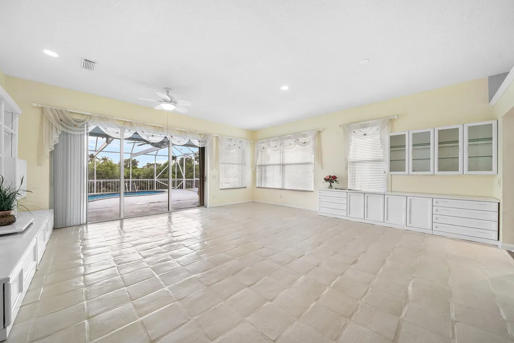 5022 SE Inkwood Way SE Hobe Sound FL 33455