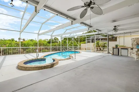 5022 SE Inkwood Way SE Hobe Sound FL 33455