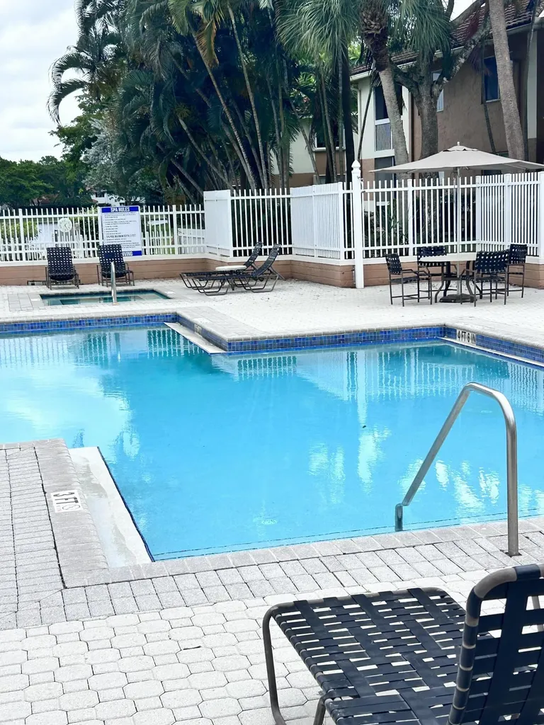 718 NW 92nd Avenue Plantation FL 33324