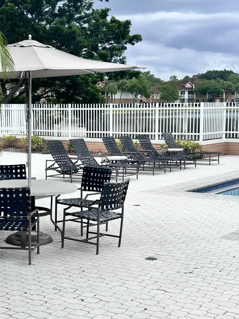 718 NW 92nd Avenue Plantation FL 33324