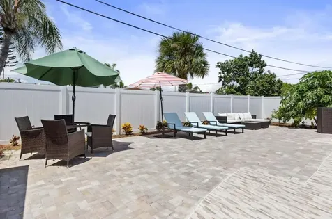 337 Balsam Palm Beach Gardens FL 33410