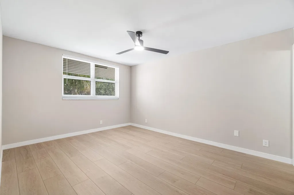 2905 SW 22nd Avenue Delray Beach FL 33445