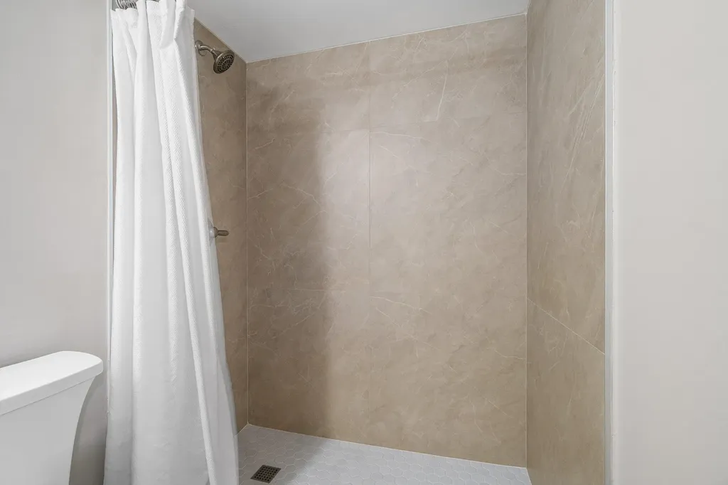 2905 SW 22nd Avenue Delray Beach FL 33445