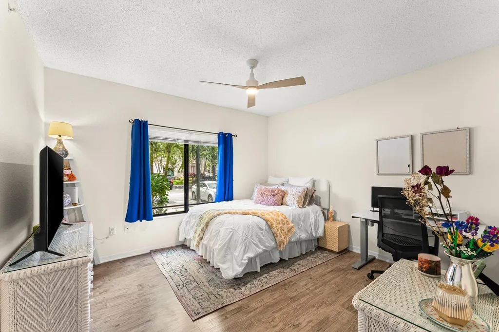 2801 Sarento Place Palm Beach Gardens FL 33410