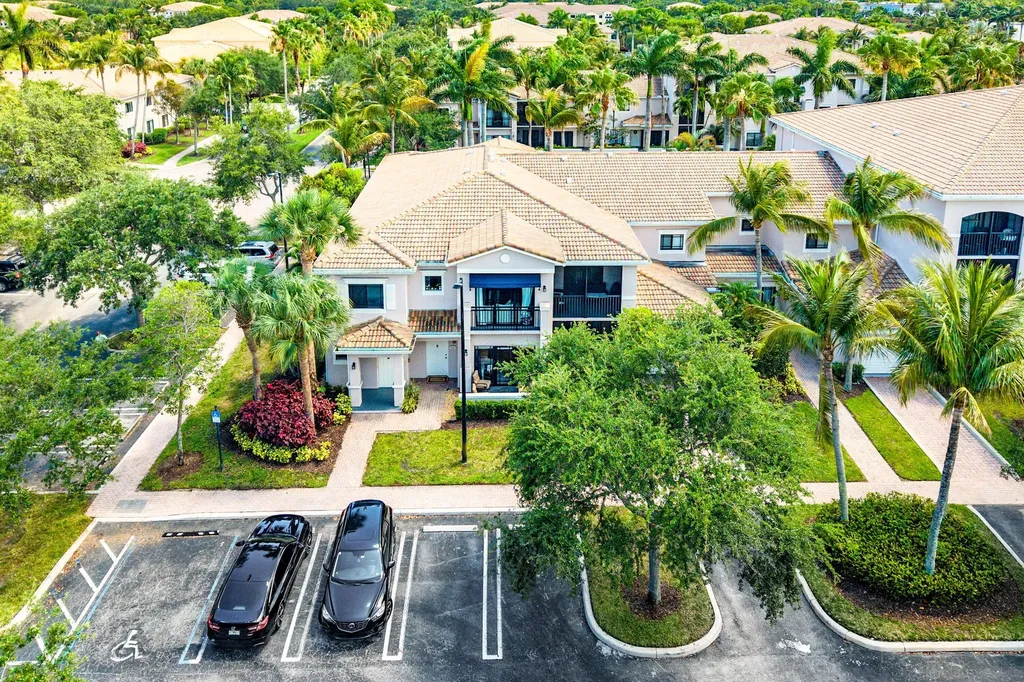 2801 Sarento Place Palm Beach Gardens FL 33410