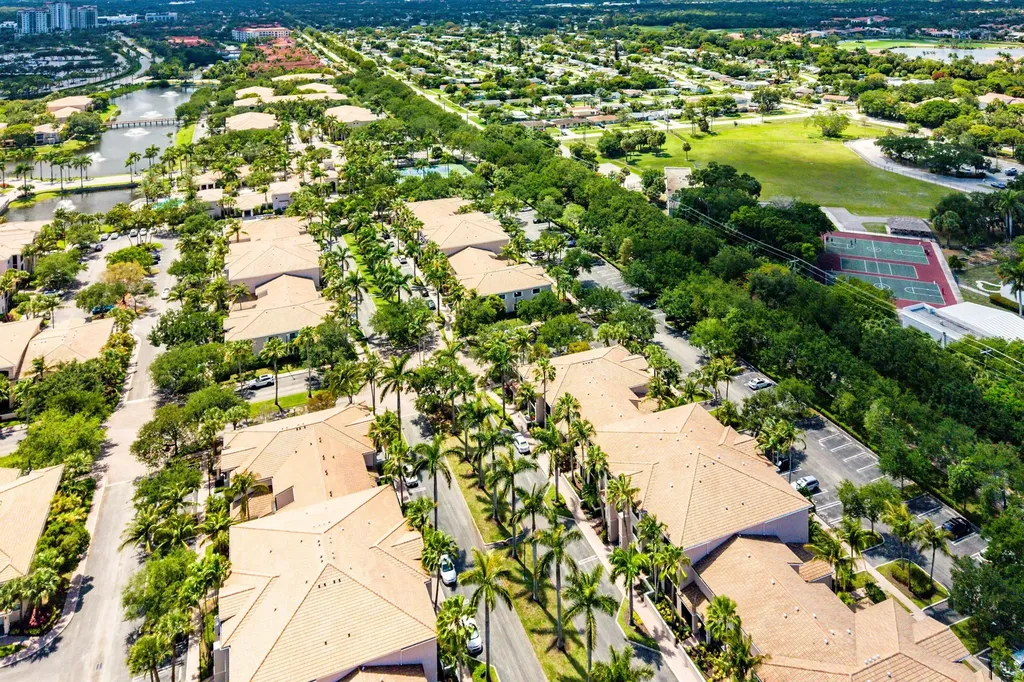 2801 Sarento Place Palm Beach Gardens FL 33410