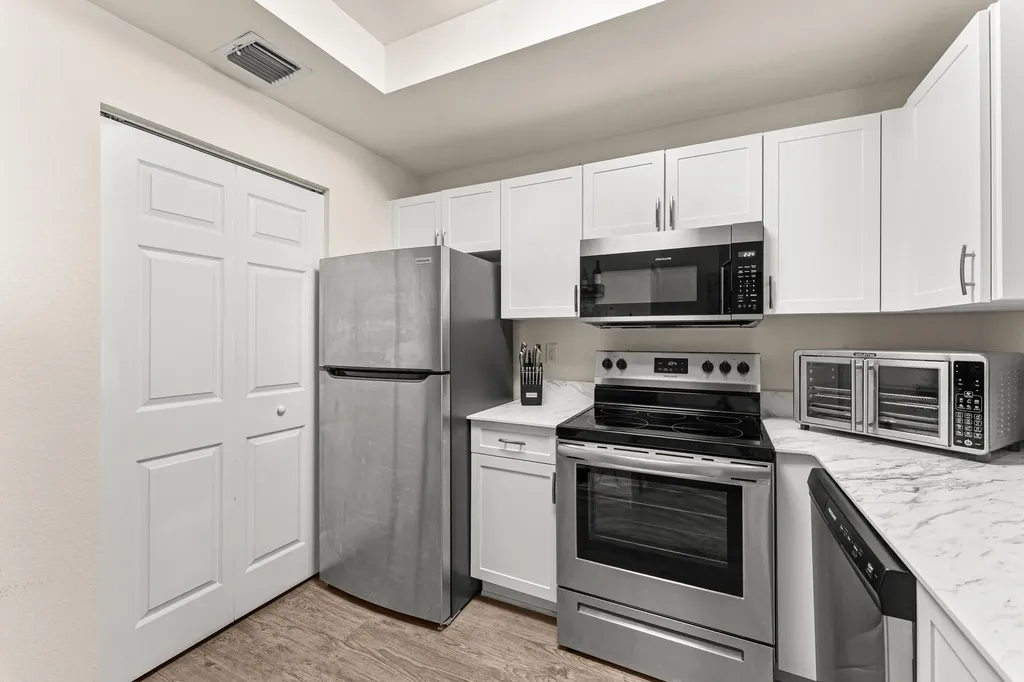 2801 Sarento Place Palm Beach Gardens FL 33410