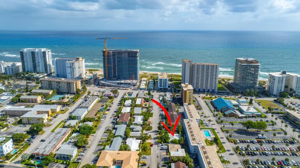 3208 NE 8th Court Pompano Beach FL 33062