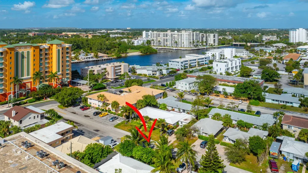 3208 NE 8th Court Pompano Beach FL 33062
