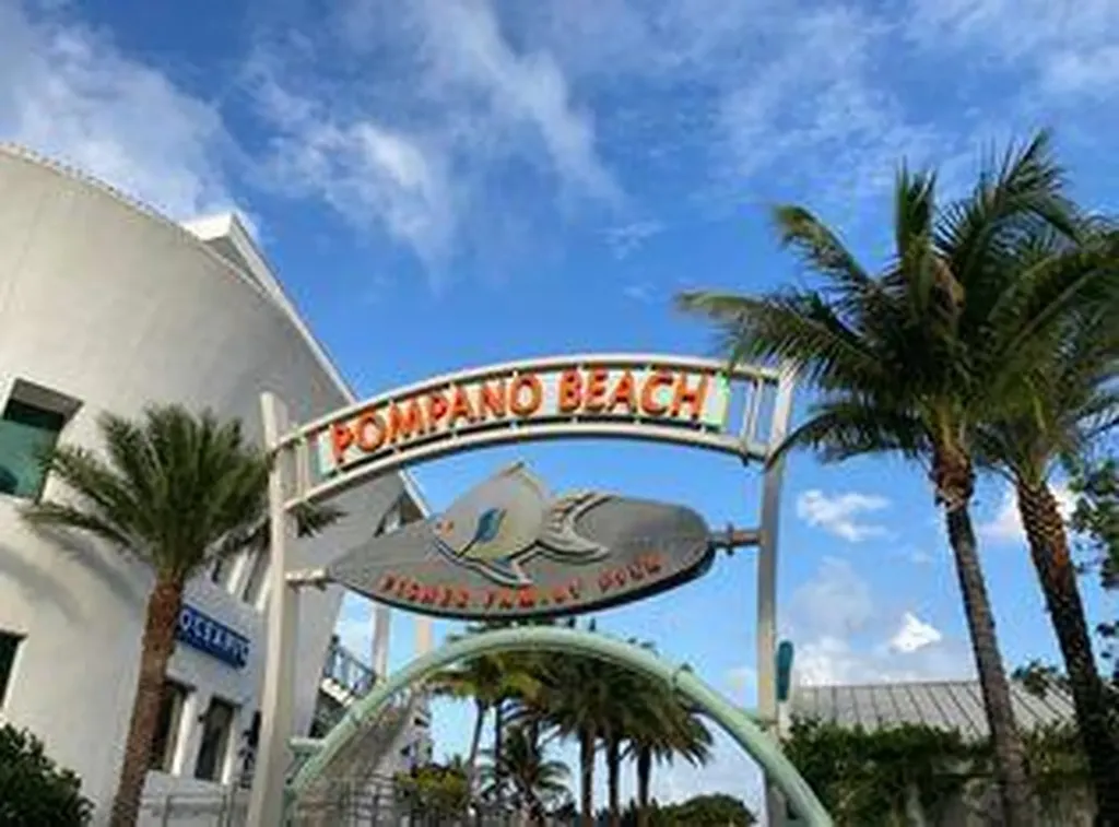 3208 NE 8th Court Pompano Beach FL 33062