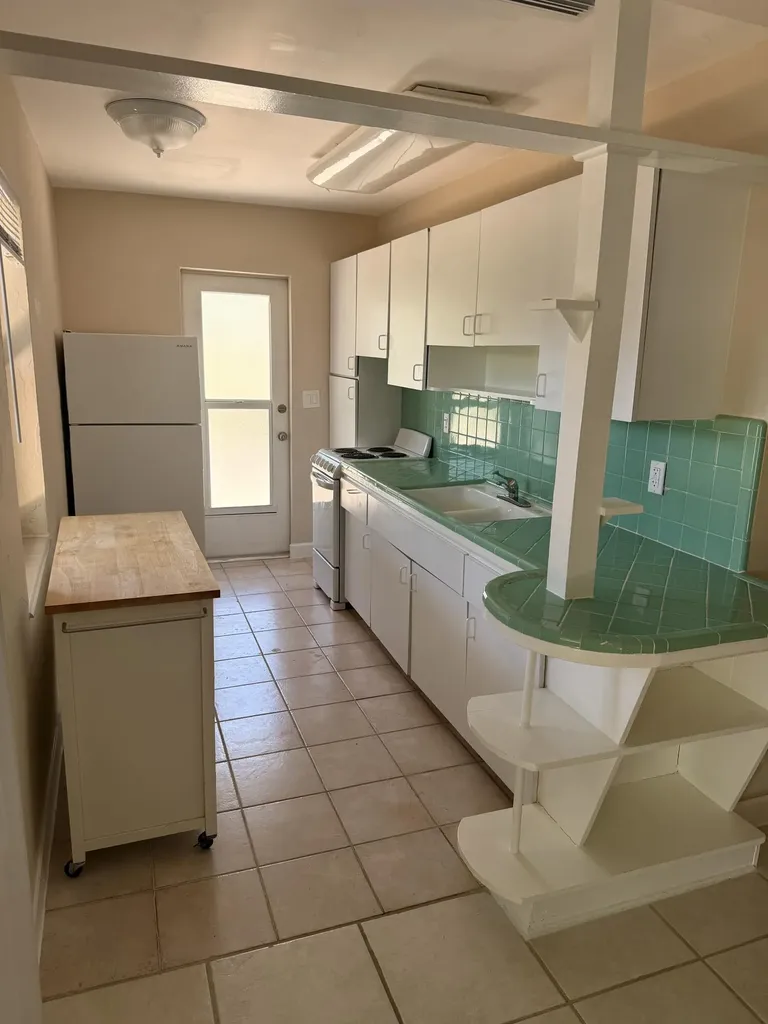 3208 NE 8th Court Pompano Beach FL 33062