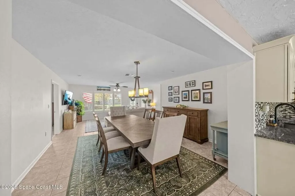 121 Algonquin Terrace Indian Harbour Beach FL 32937