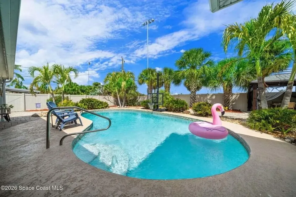 121 Algonquin Terrace Indian Harbour Beach FL 32937