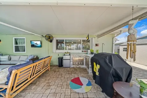 121 Algonquin Terrace Indian Harbour Beach FL 32937