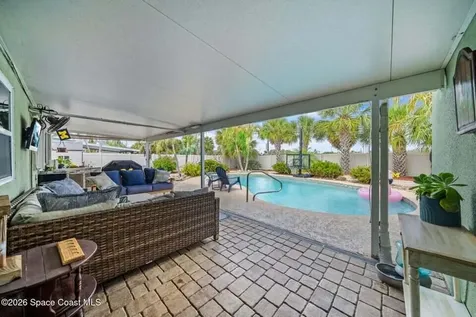 121 Algonquin Terrace Indian Harbour Beach FL 32937