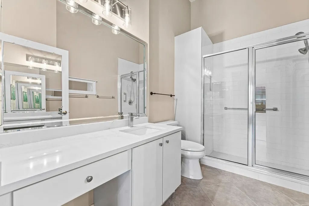 8059 Dolomtian Way Boynton Beach FL 33472