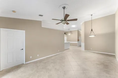 8059 Dolomtian Way Boynton Beach FL 33472
