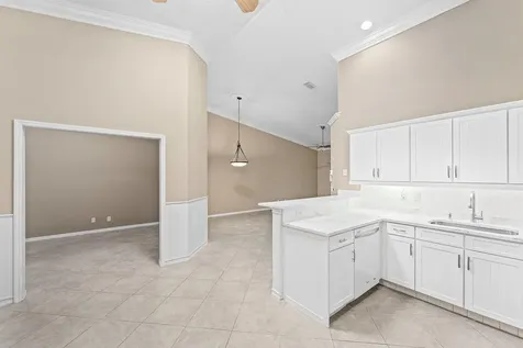 8059 Dolomtian Way Boynton Beach FL 33472