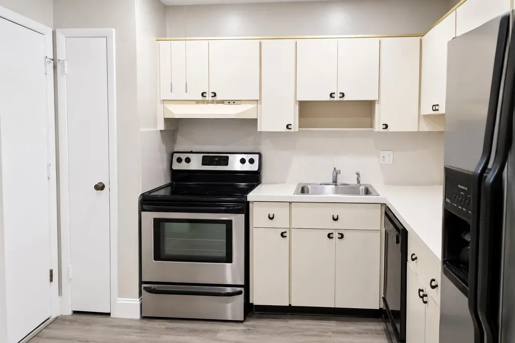 4880 NW 22nd Street Lauderhill FL 33313