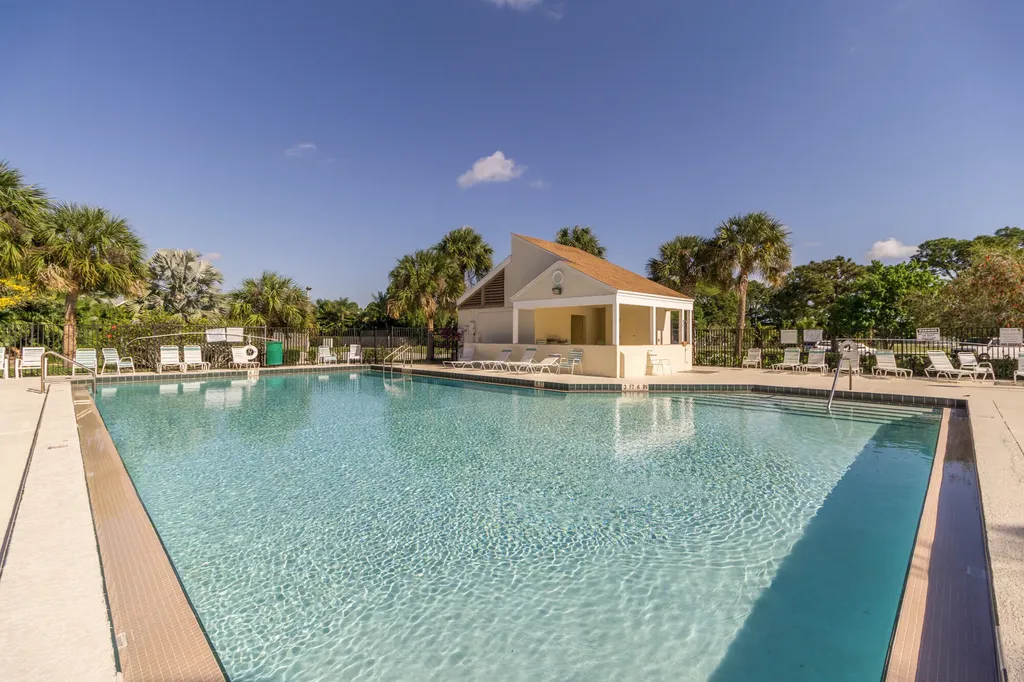 178 Pinewood Court Jupiter FL 33458