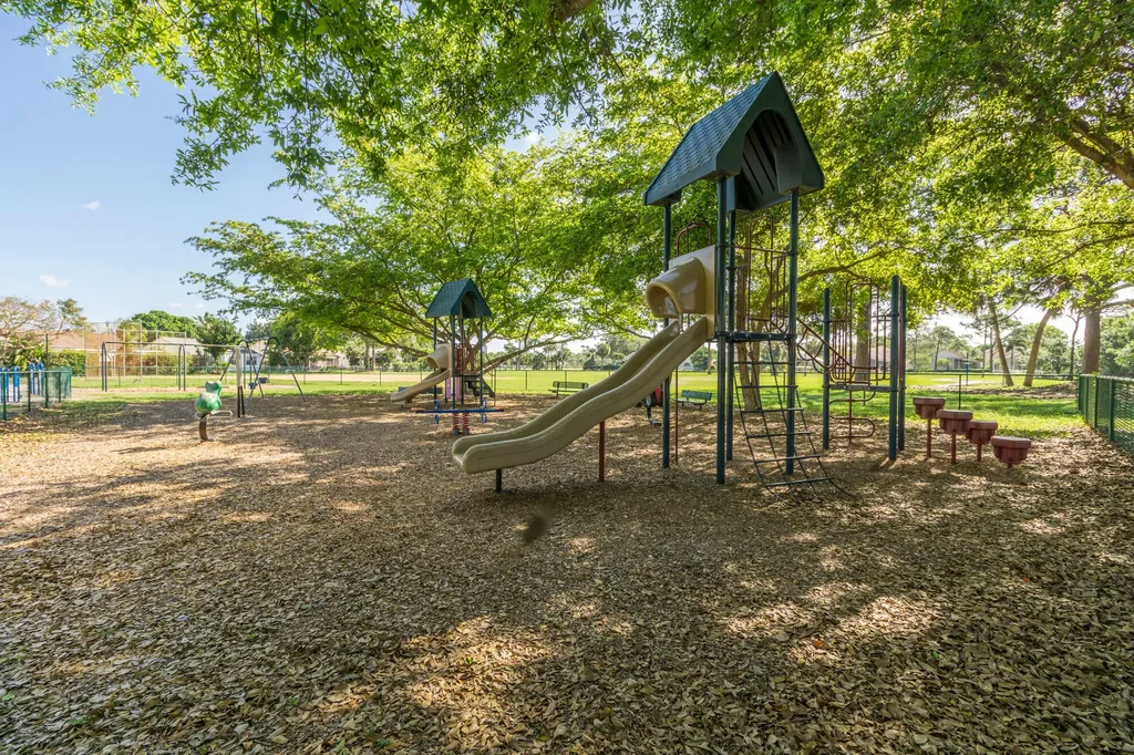 178 Pinewood Court Jupiter FL 33458
