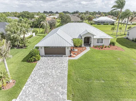 4460 SW 12th Manor SW Vero Beach FL 32968